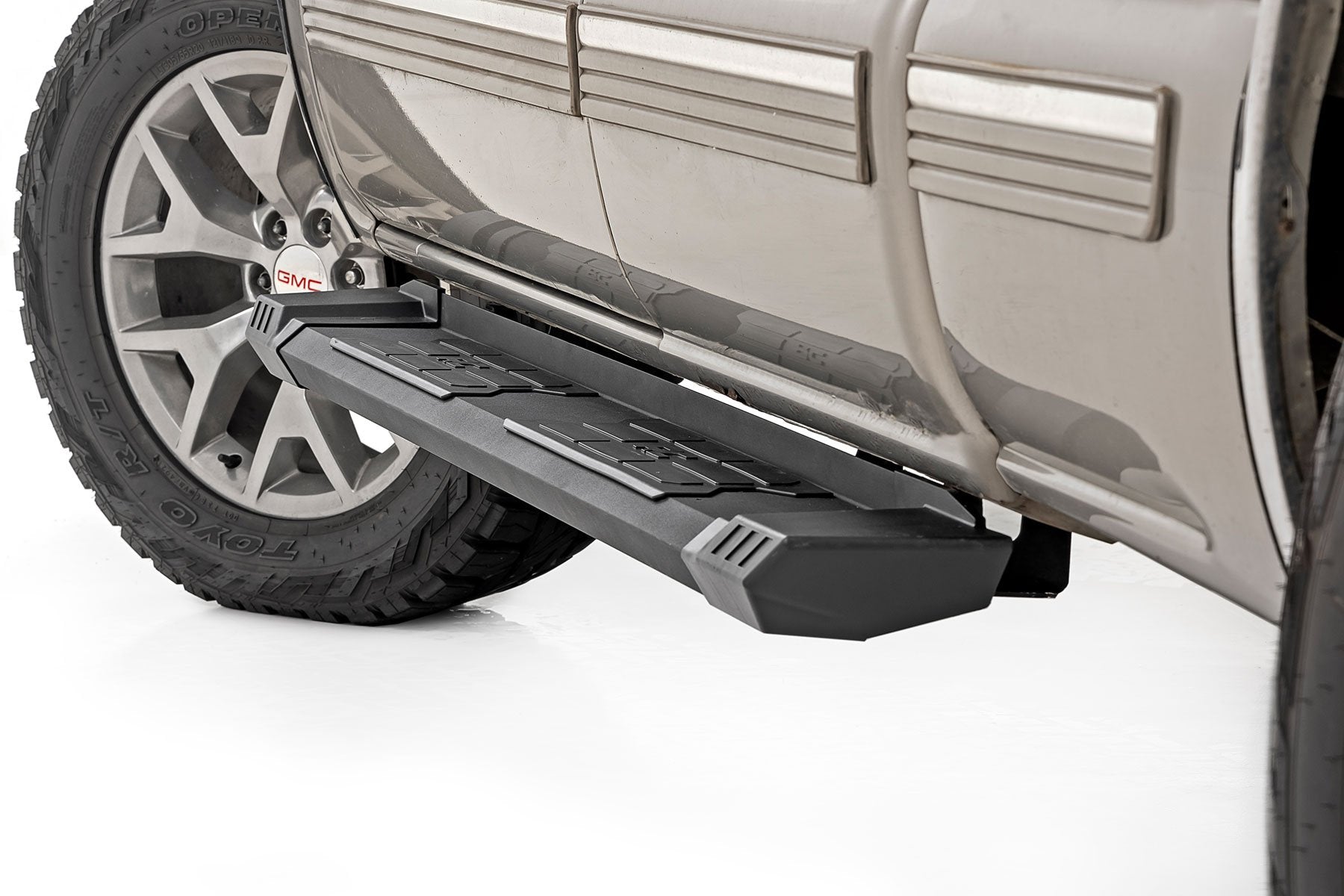 HD2 Aluminum Running Boards | Ext Cab | Chevy/GMC 1500 (99-06 & Classic)