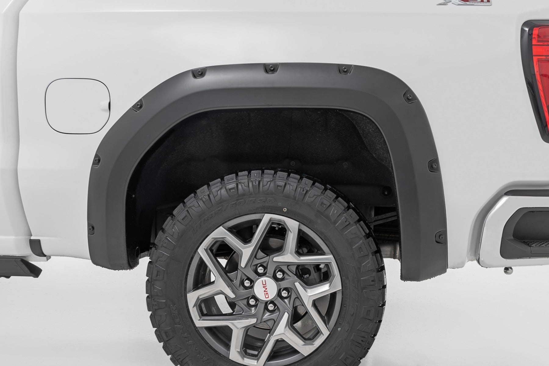 Pocket Fender Flares | GA0 Pacific Blue | GMC Sierra 1500 2WD/4WD (2019-2025 & Classic)