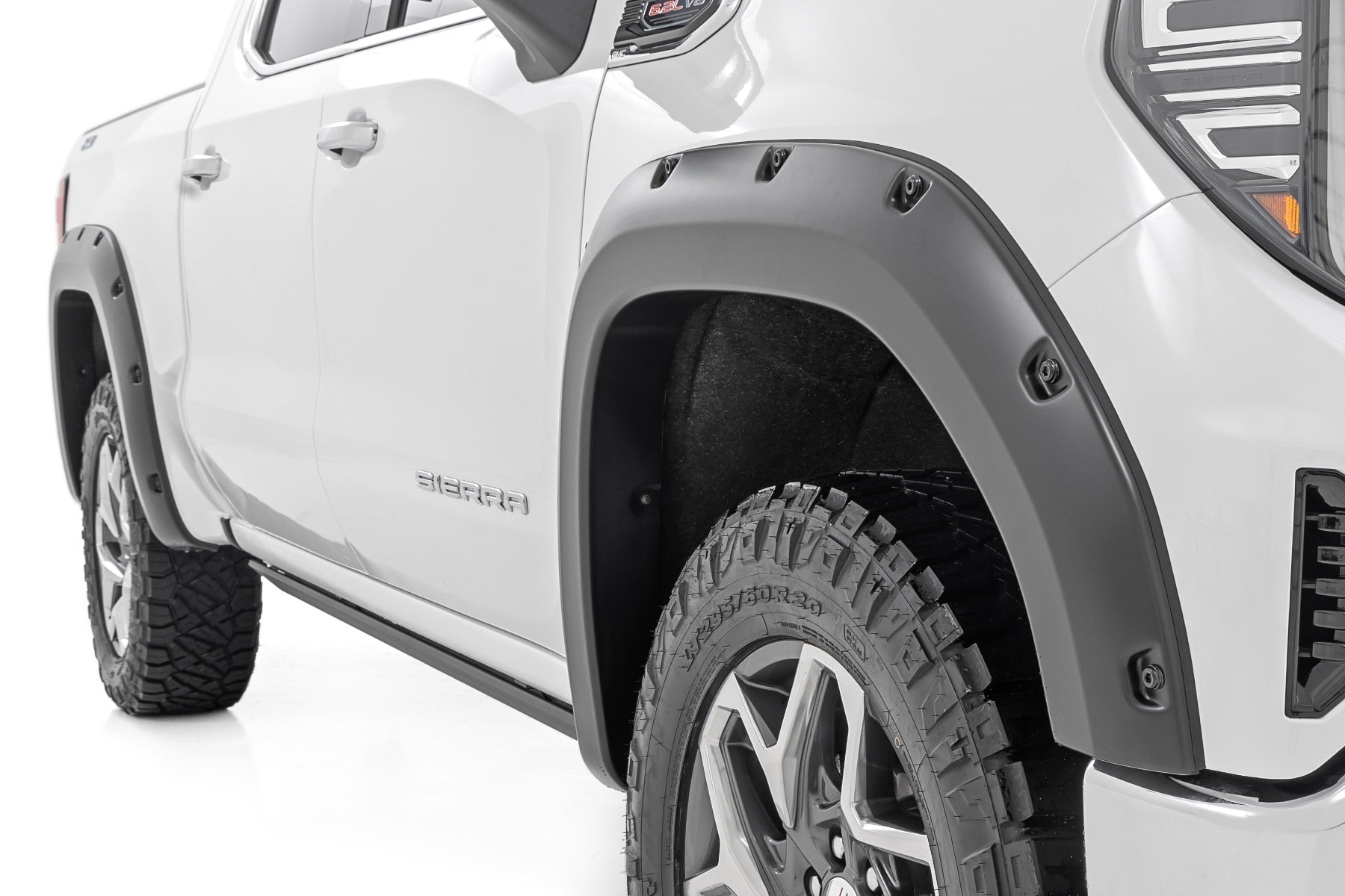 Pocket Fender Flares | GNO Thunderstorm Gray | GMC Sierra 1500 2WD/4WD (2019-2025 & Classic)