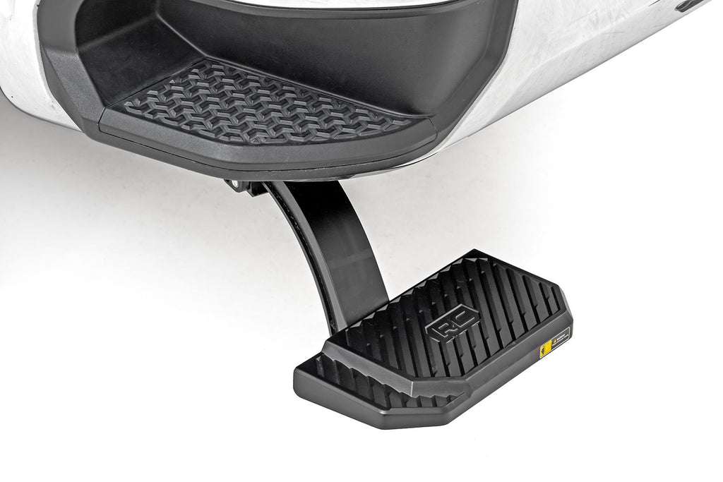 Retractable Bed Step | Manual Pull | Chevy/GMC 2500HD/3500HD (20-25)