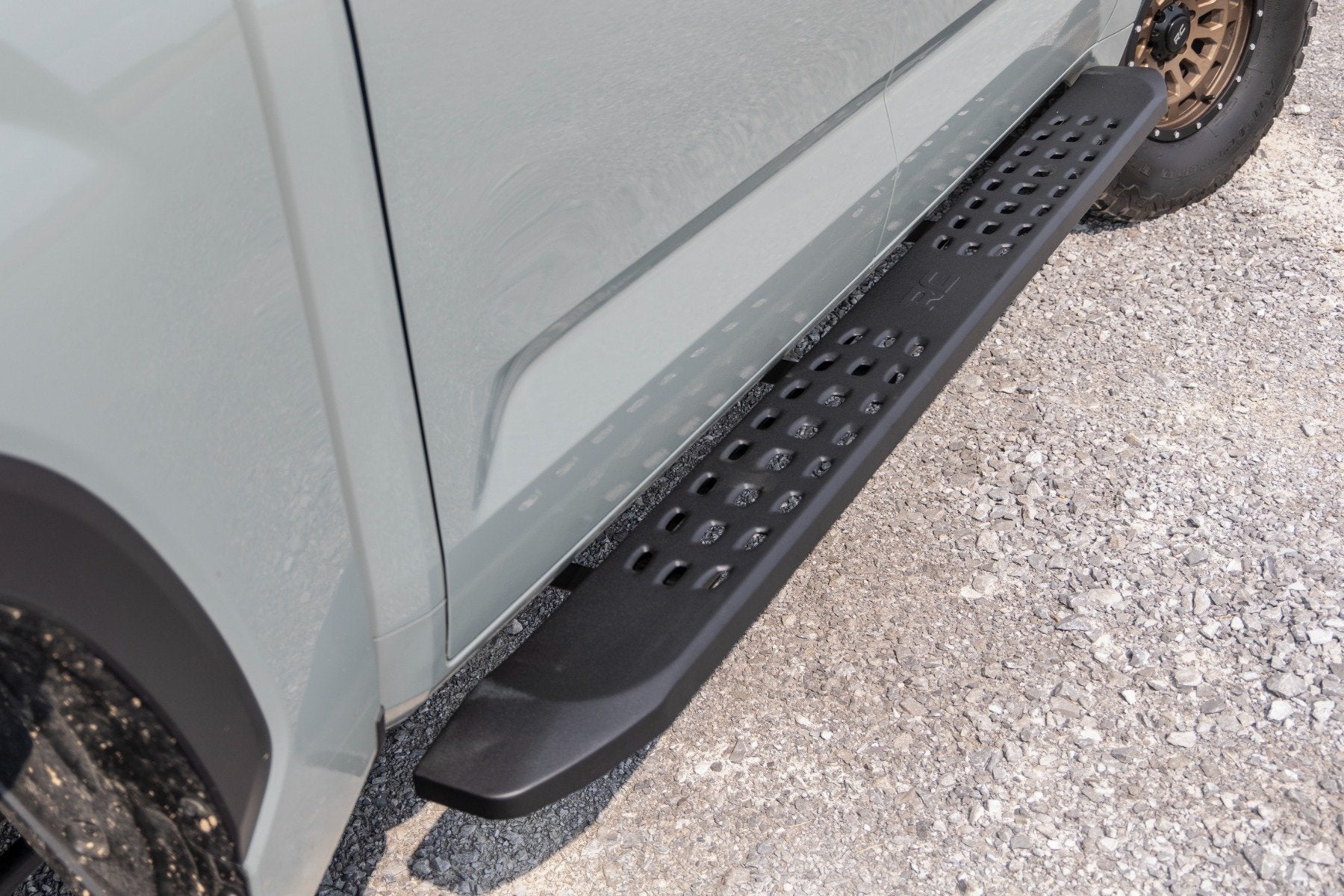 RPT2 Running Board | Crew Cab | Black | Toyota Tundra 2WD/4WD (2022-2025)