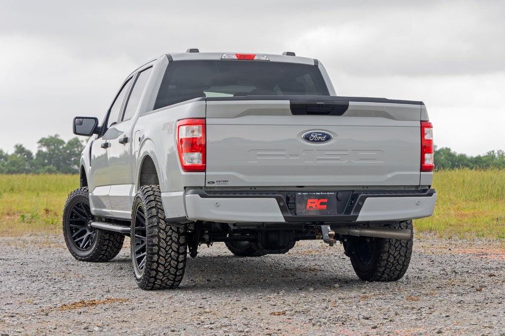 OV2 Running Boards | Side Step Bars | Crew Cab | Ford F-150/Lightning/F-250/F-350 (15-25)