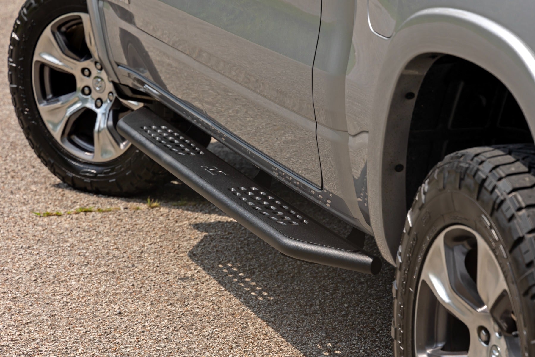 OV2 Running Boards | Side Step Bars | Crew Cab | Ram 1500 (19-25)/1500 TRX (21-24) 